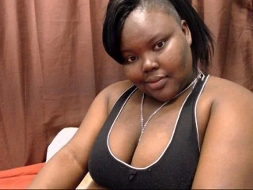 XXX Porn Photo of Nude DripnWet 2