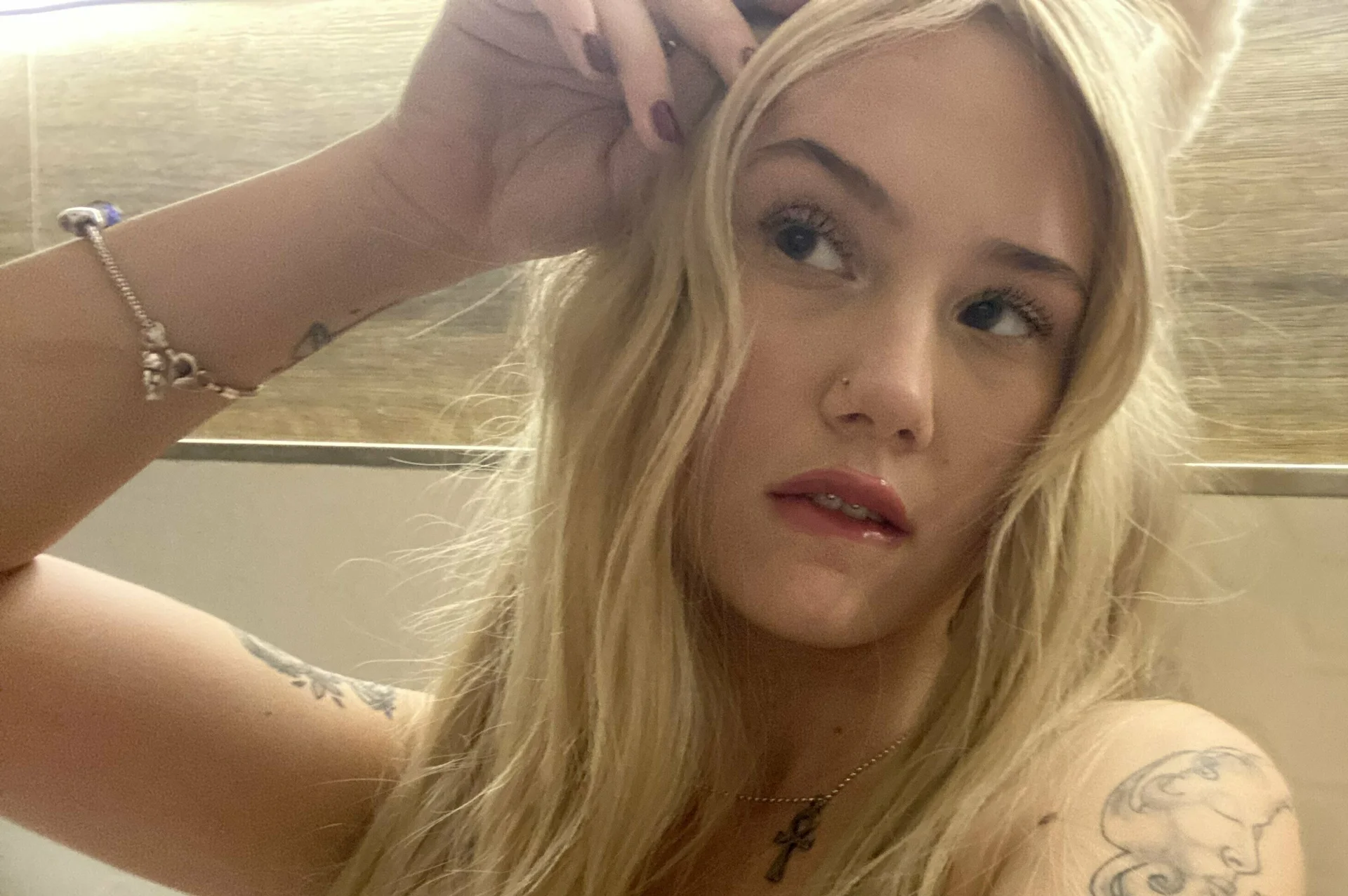 XXX Porn Photo of Nude petite_temptresss 12