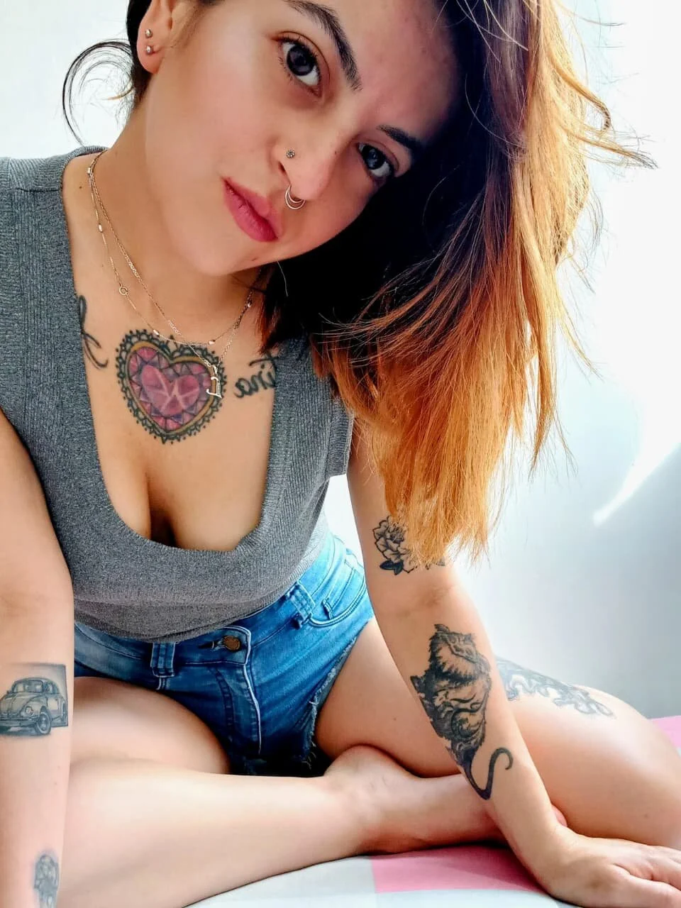 XXX Porn Photo of Nude Liz_grey_ 4