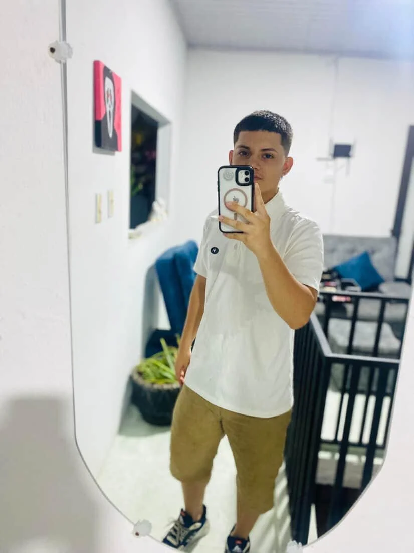 XXX Porn Photo of Nude tony_pinkcock 8