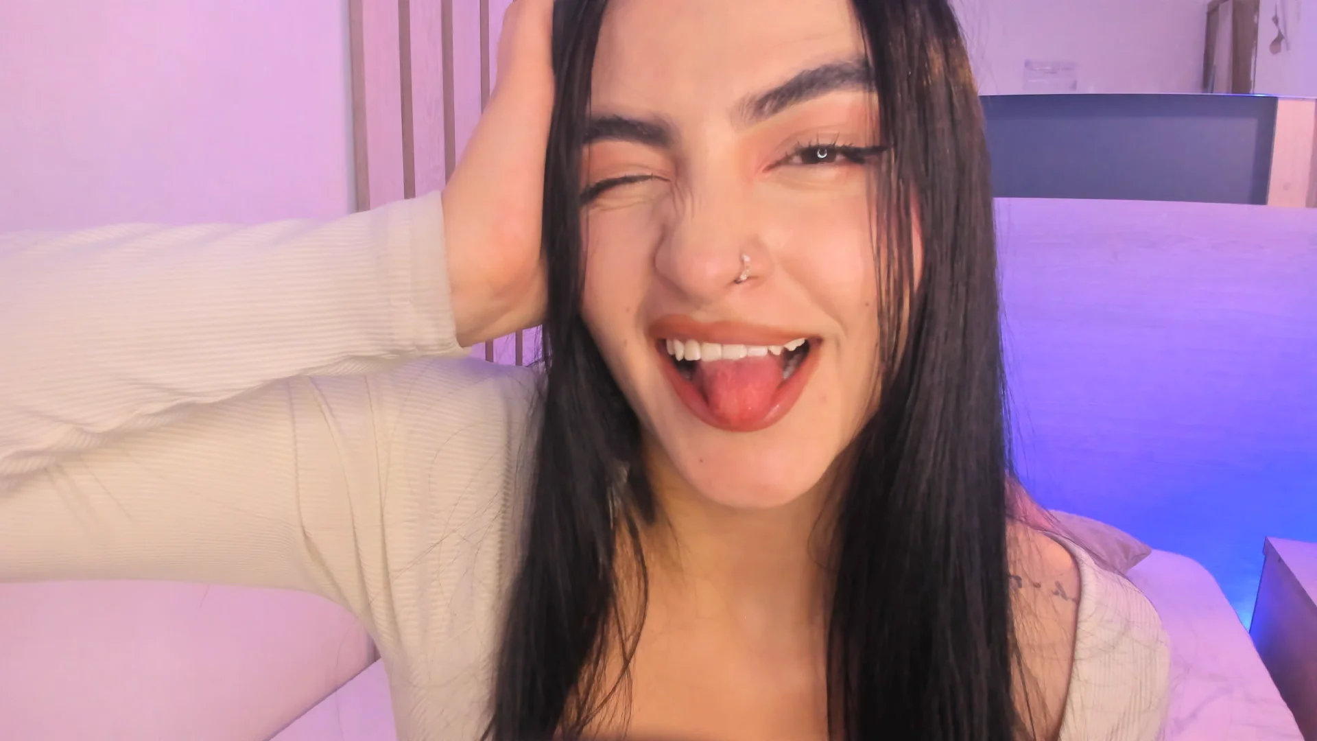 XXX Porn Photo of Nude miel_gomez 65