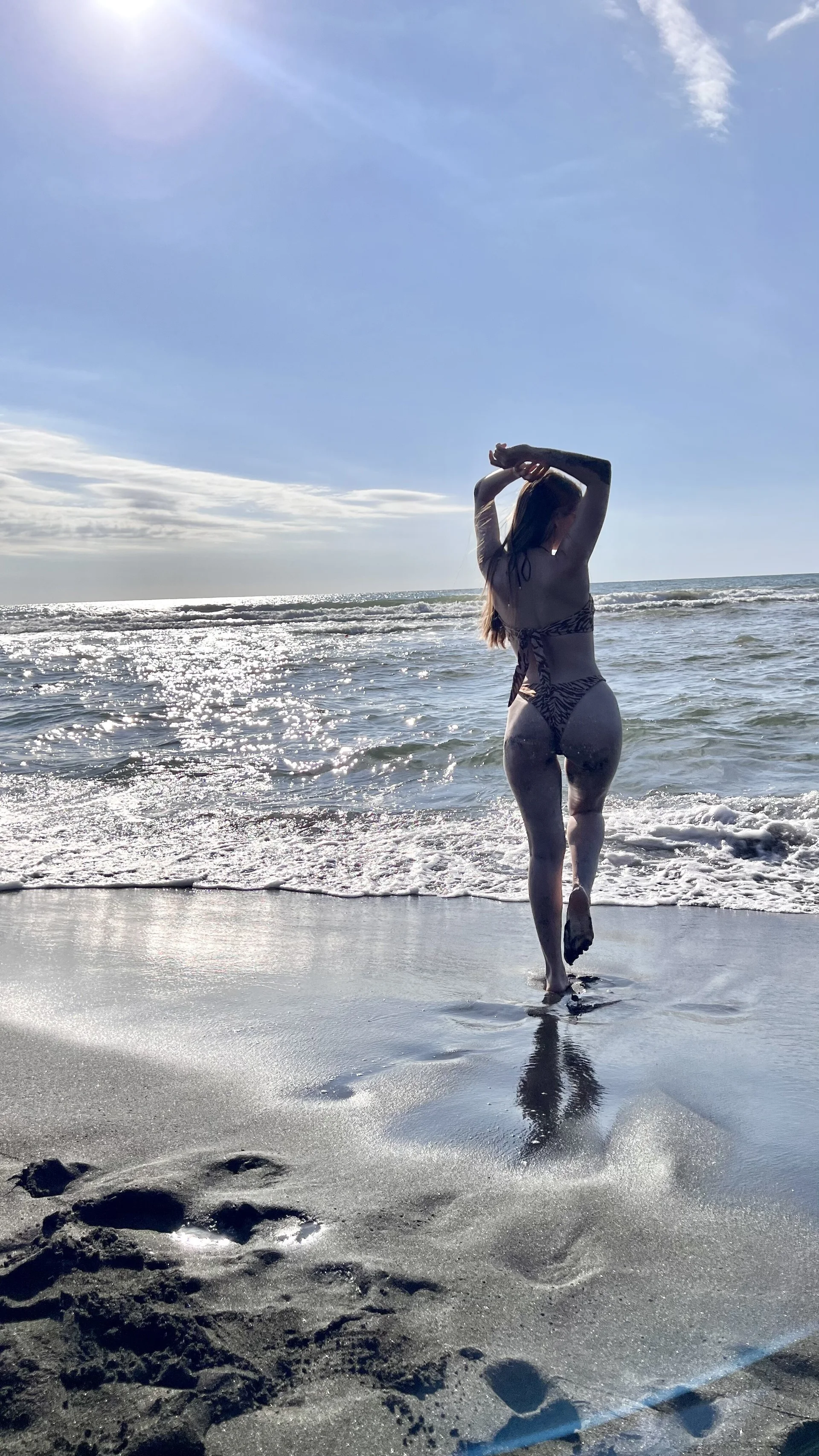 XXX Porn Photo of Nude CharlotteWells 35
