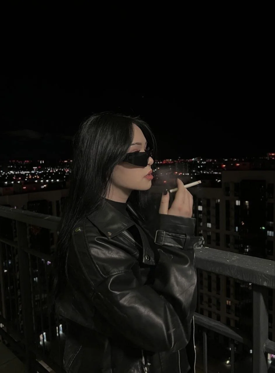 XXX Porn Photo of Nude Velvet_Eyes 11