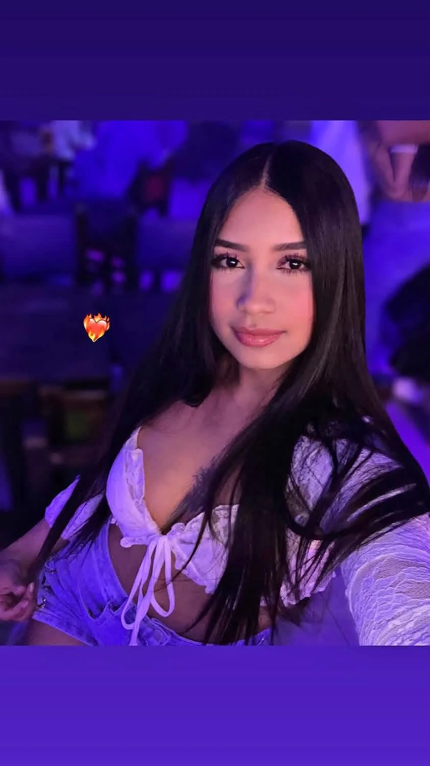 XXX Porn Photo of Nude Molly18_ 3