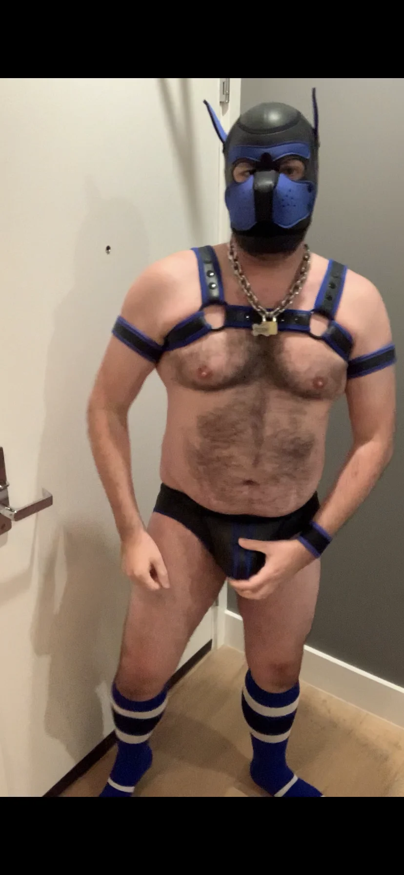 XXX Porn Photo of Nude Pup_Tank 1