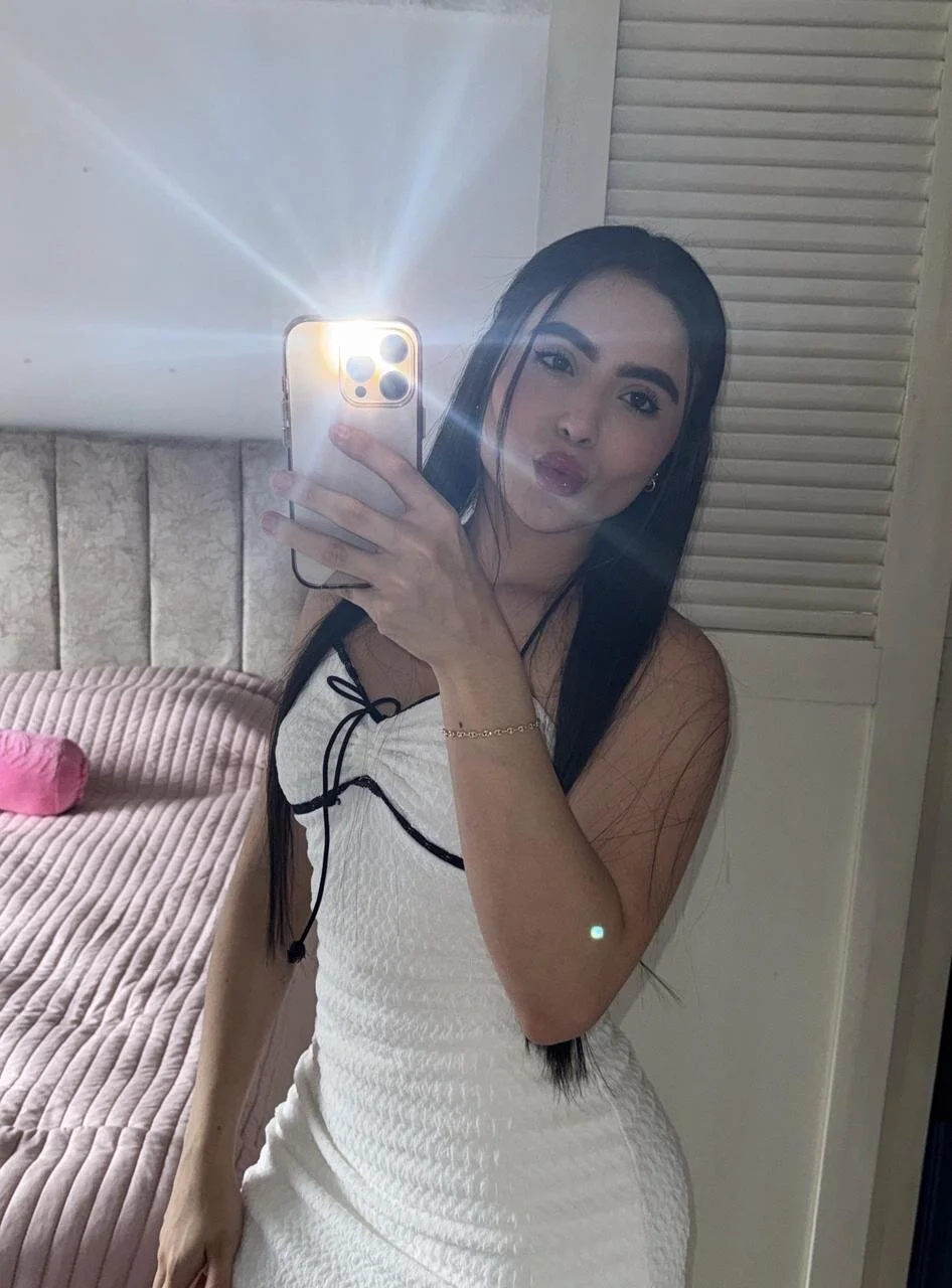 XXX Porn Photo of Nude Amber_Santorini 4
