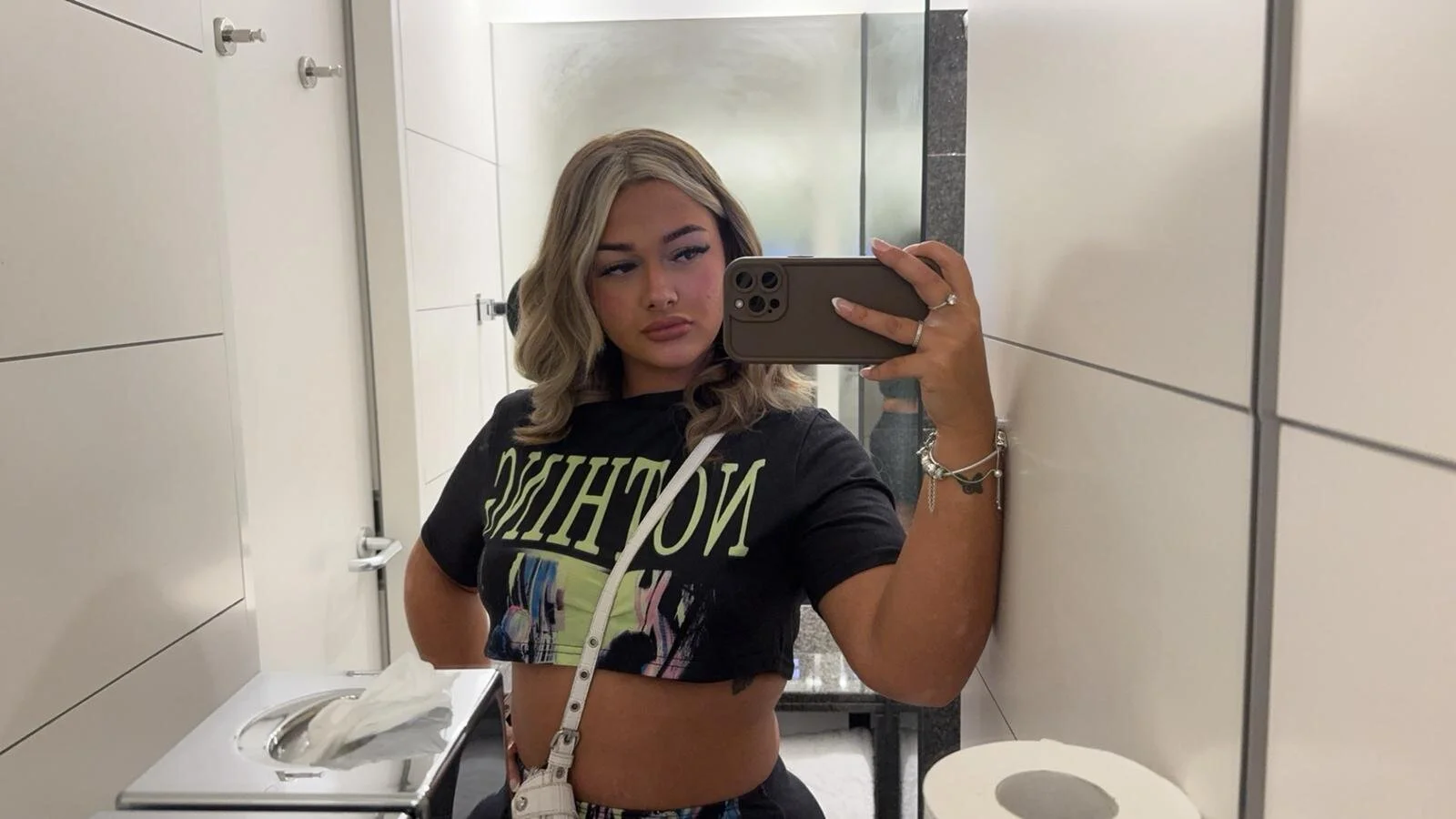 XXX Porn Photo of Nude Abismithxox 2
