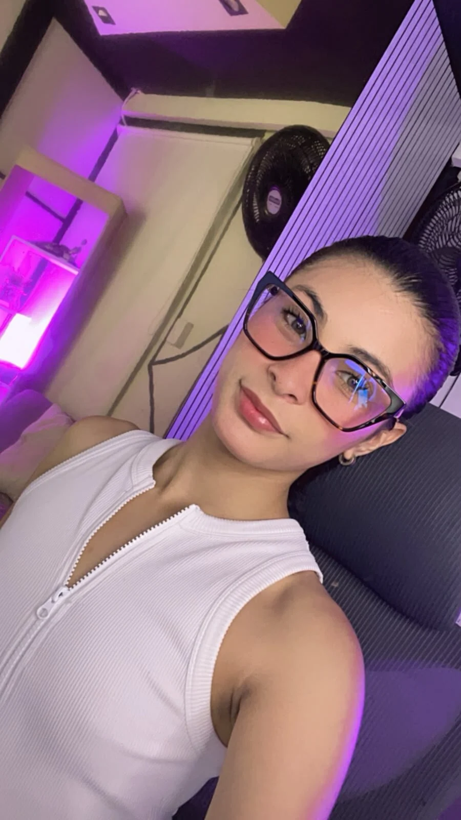 XXX Porn Photo of Nude DemiPrince_ 21