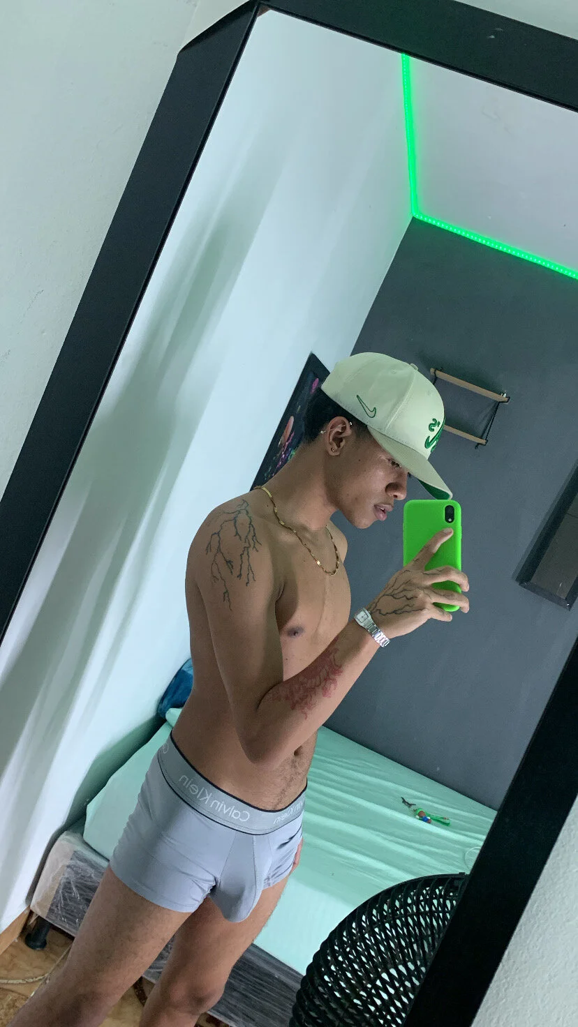 XXX Porn Photo of Nude Romancartier_1 115