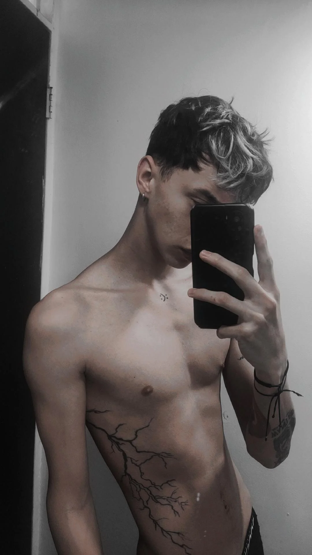 XXX Porn Photo of Nude Nick_Bangover_ 8