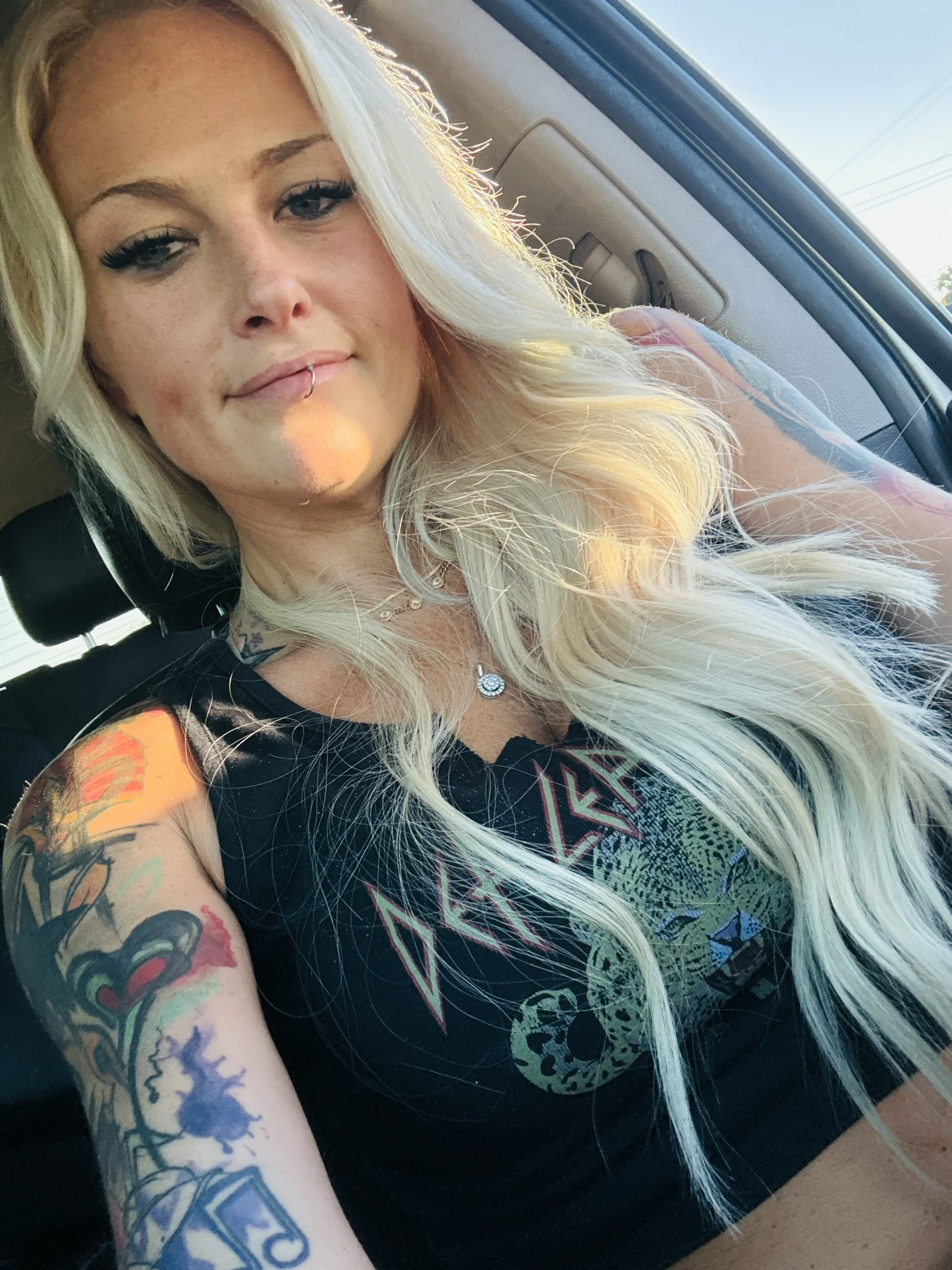 XXX Porn Photo of Nude tattoobarbiexox 14