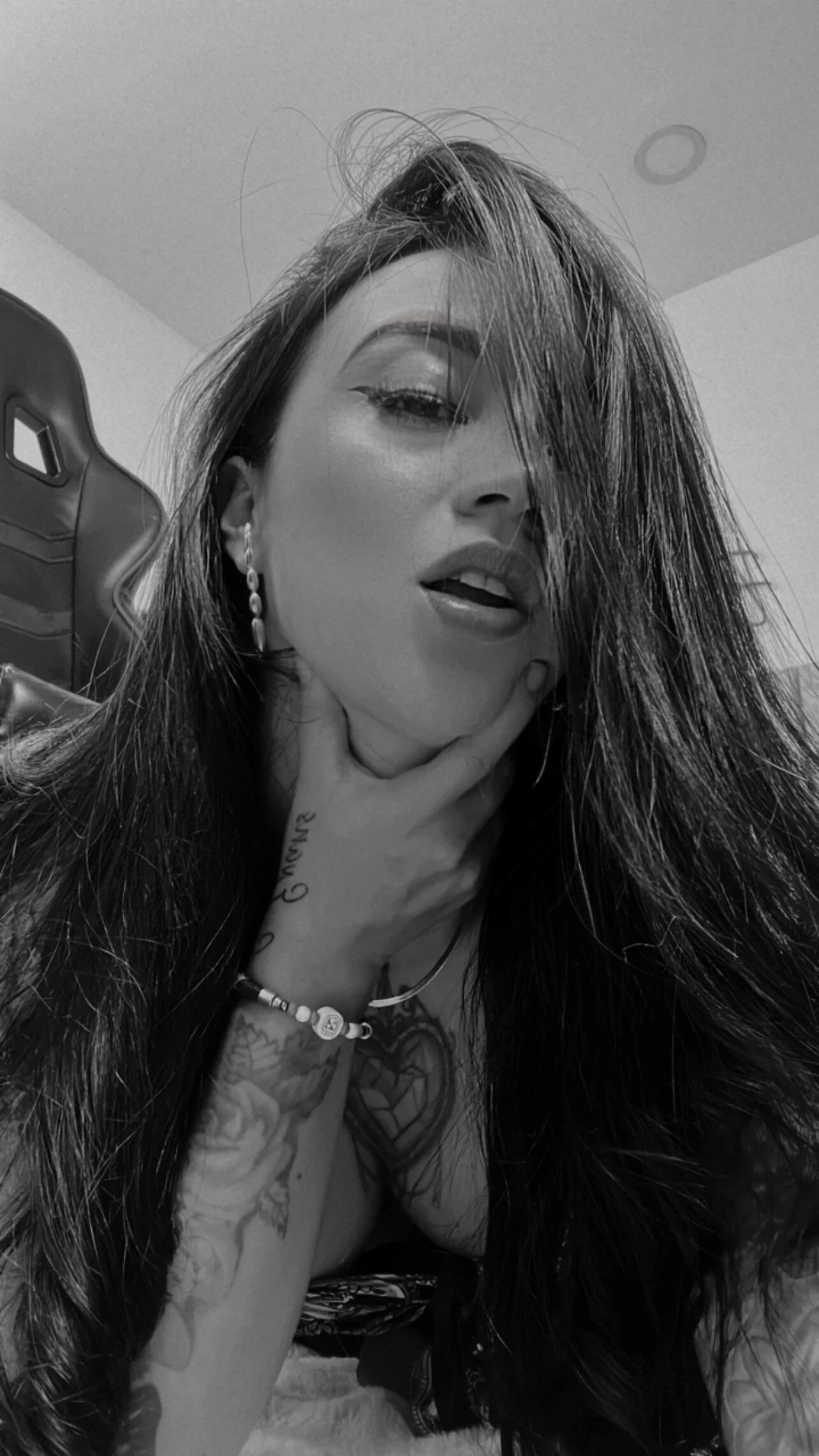 XXX Porn Photo of Nude EmmyEvans1 209