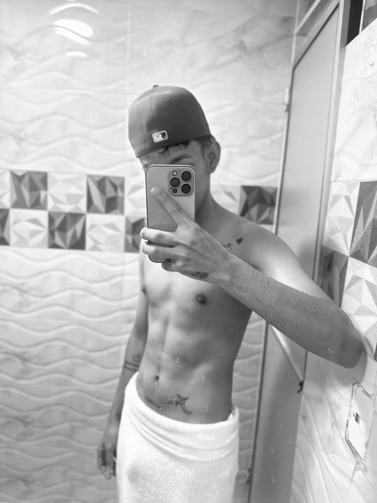 XXX Porn Photo of Nude SlimLatino_ 6