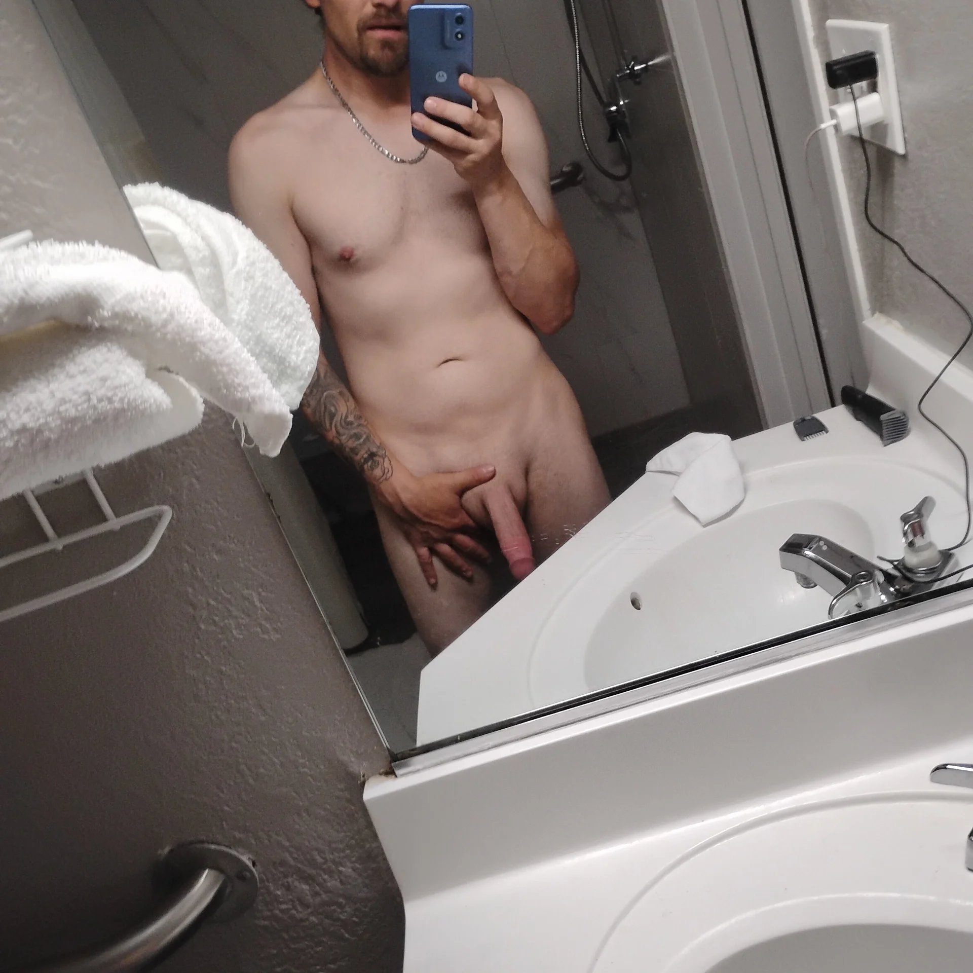 XXX Porn Photo of Nude loooper777 1