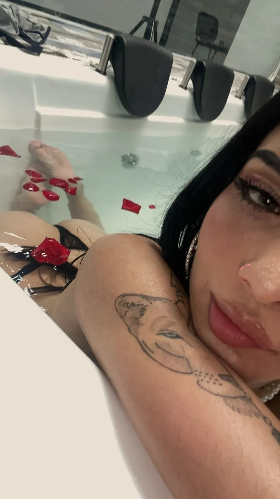 XXX Porn Photo of Nude _Anny_pink_ 1