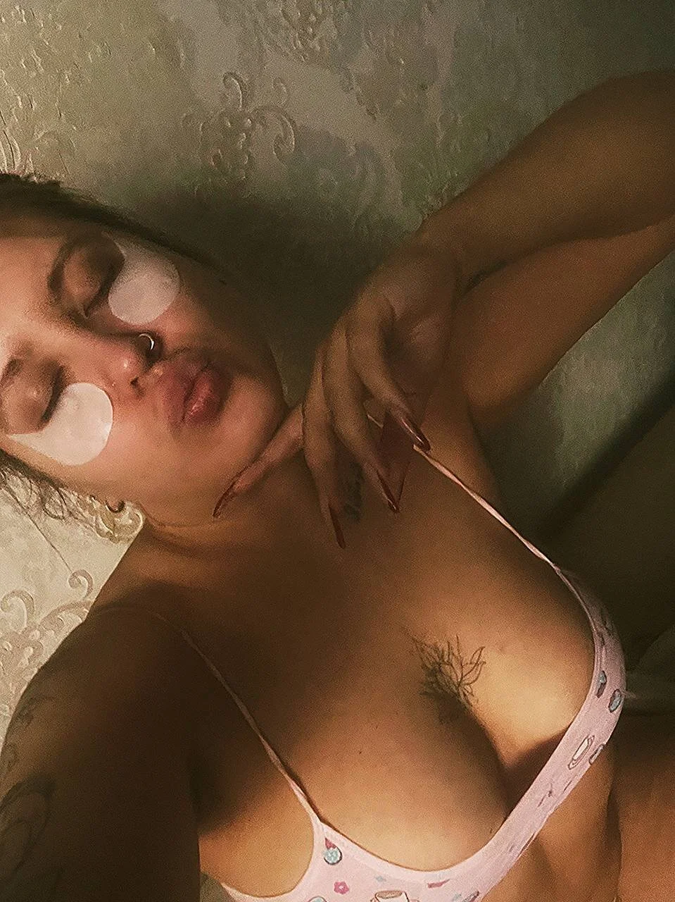 XXX Porn Photo of Nude Simply_Alex 2