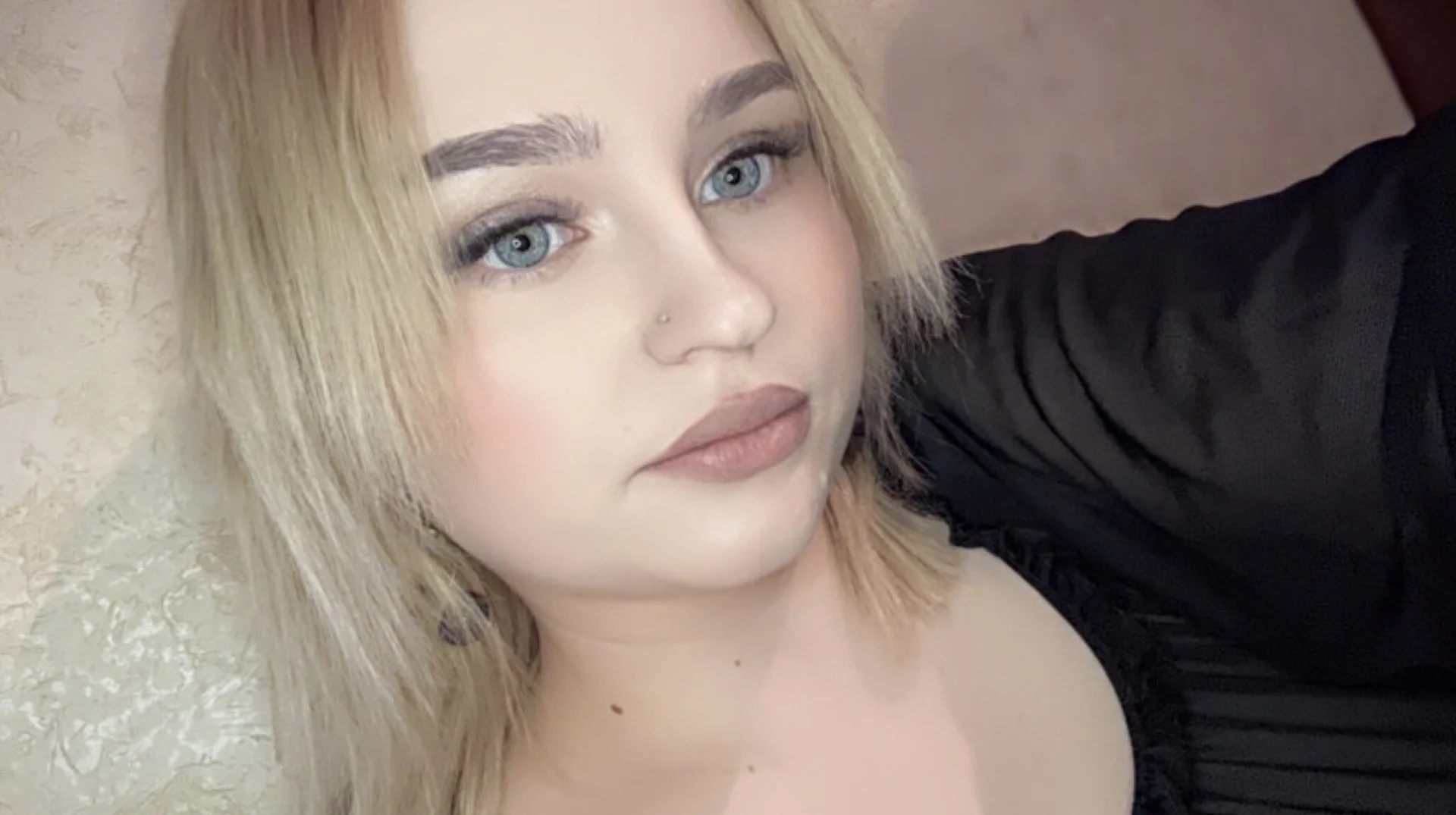 XXX Porn Photo of Nude Bella_Evansss1 7