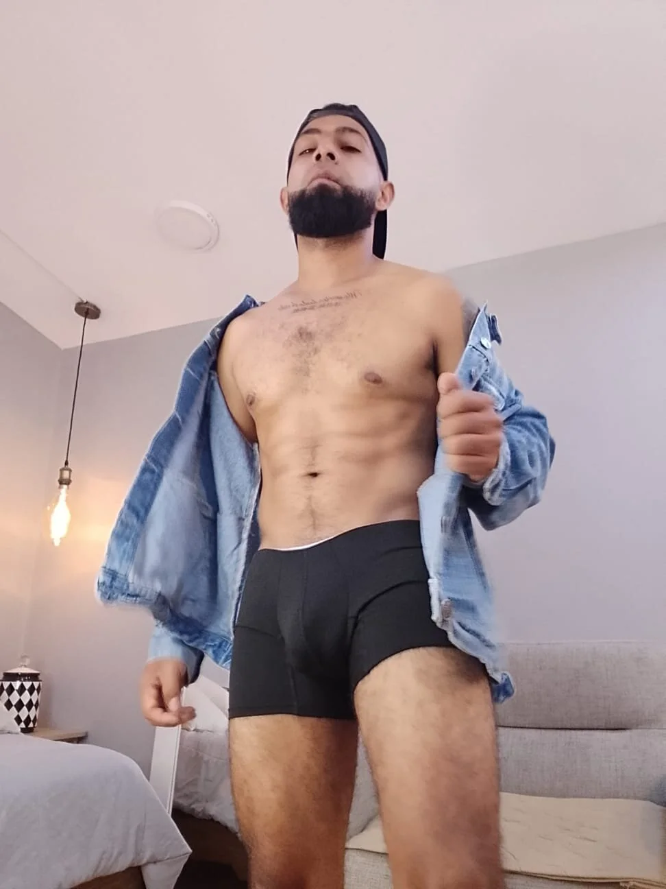 XXX Porn Photo of Nude KylliamLevis 20