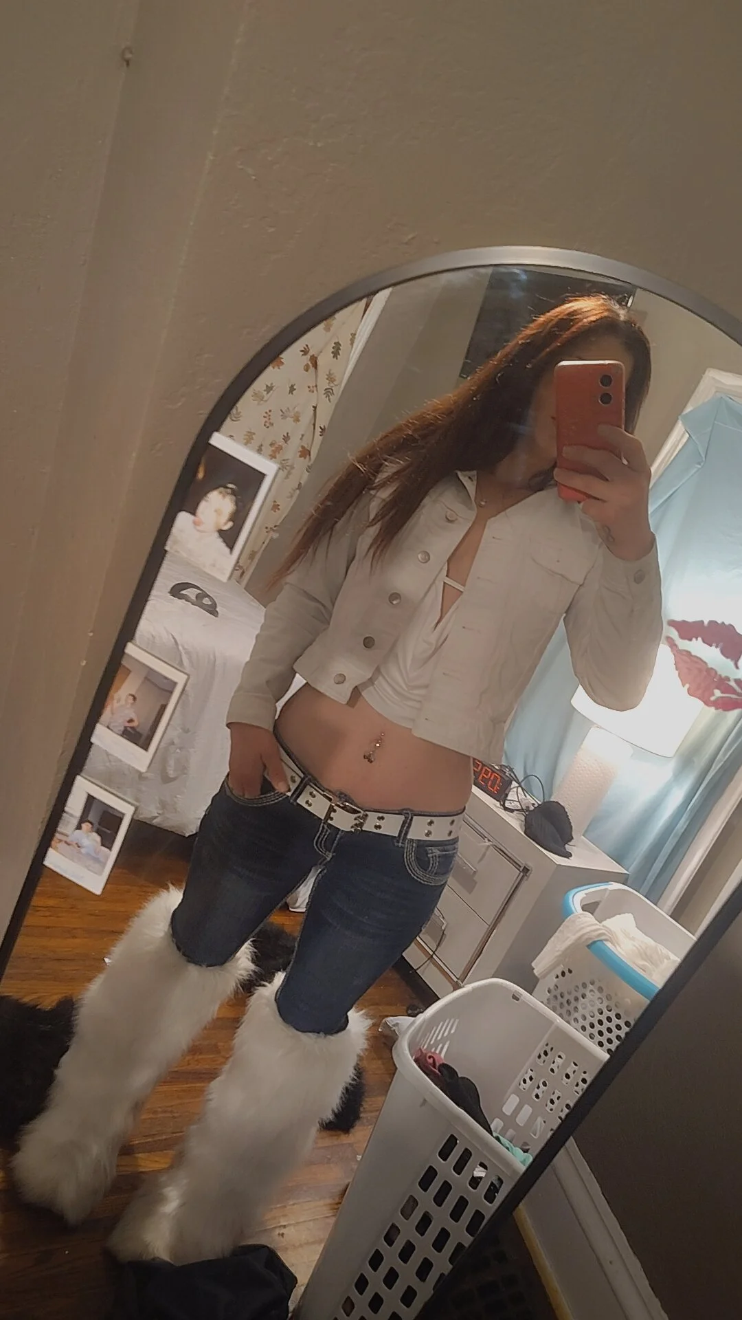 XXX Porn Photo of Nude furboots87 3