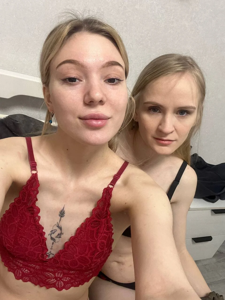 XXX Porn Photo of Nude KatiHeskeths 25