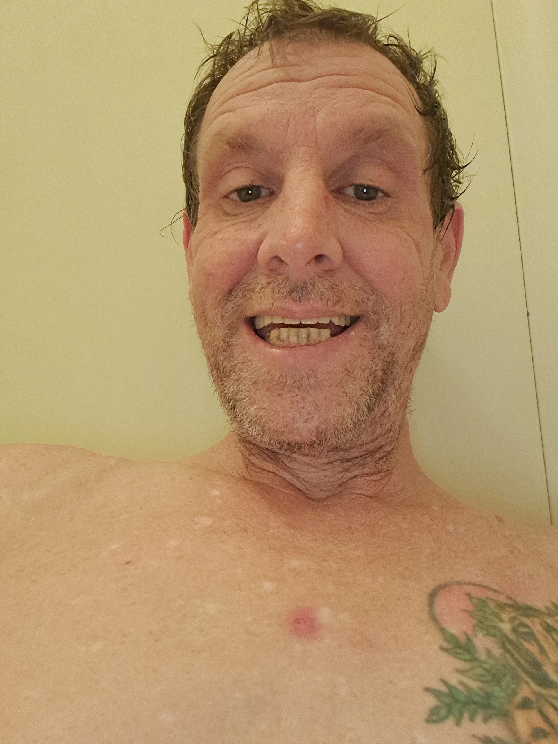 XXX Porn Photo of Nude WildBee420 7