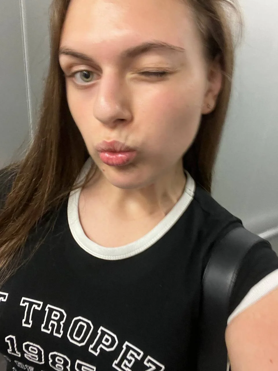 XXX Porn Photo of Nude Foxy__Vibe 4