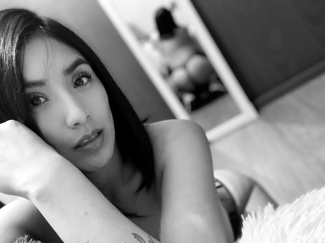 XXX Porn Photo of Nude whitneyhot 2