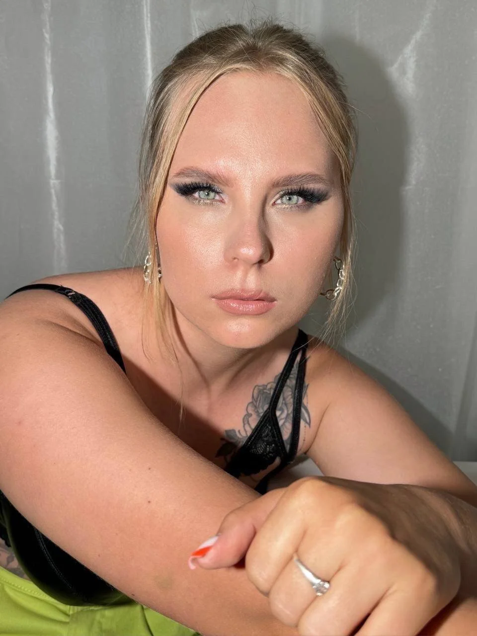 XXX Porn Photo of Nude Thalia__Star 2