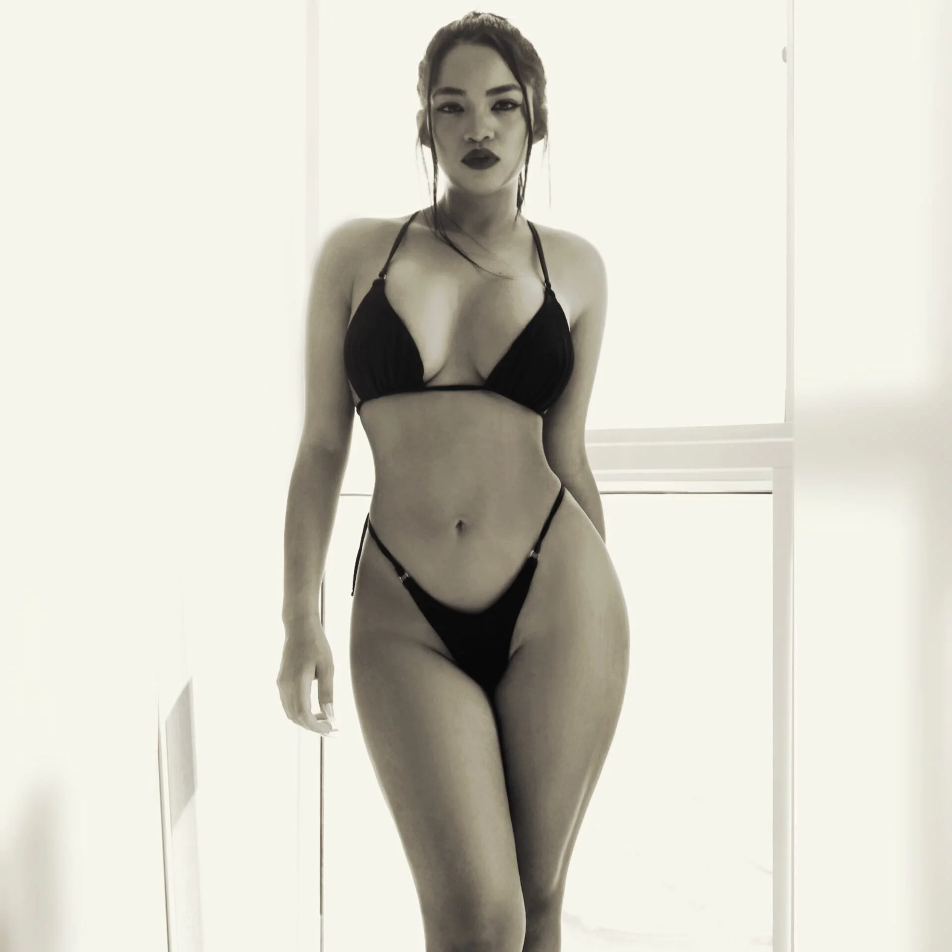 XXX Porn Photo of Nude isa_butron 19