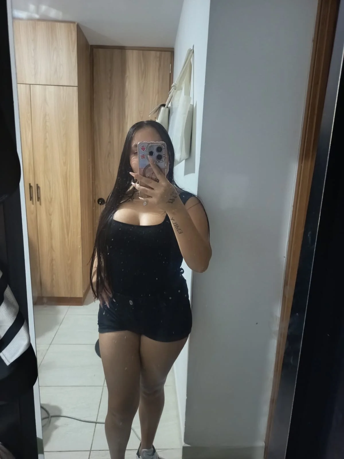 XXX Porn Photo of Nude emma_noir_ 1