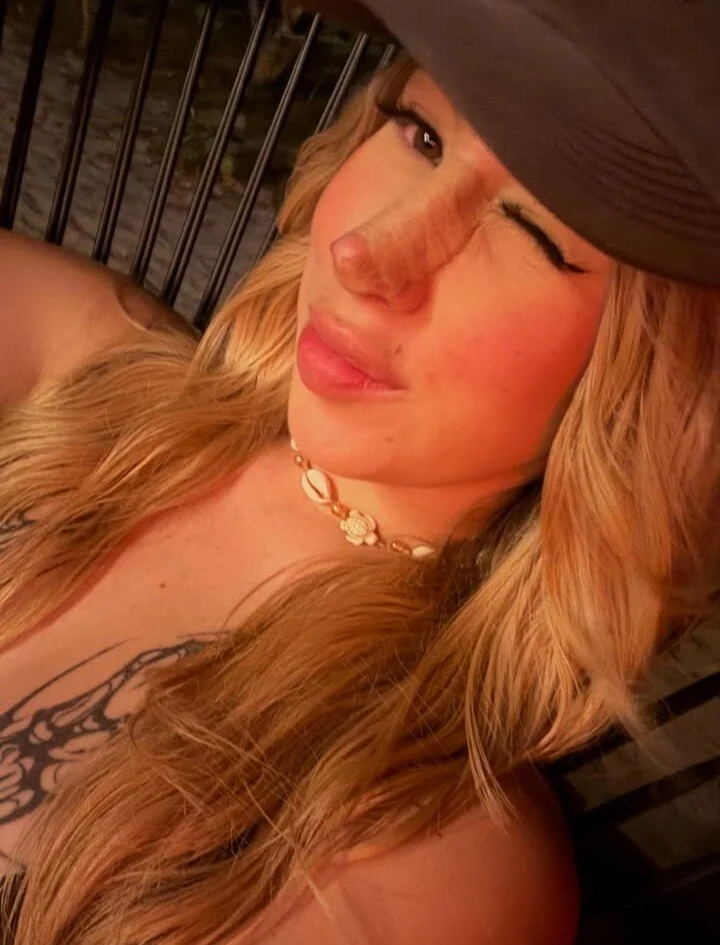 XXX Porn Photo of Nude MindyDollSquirt 14