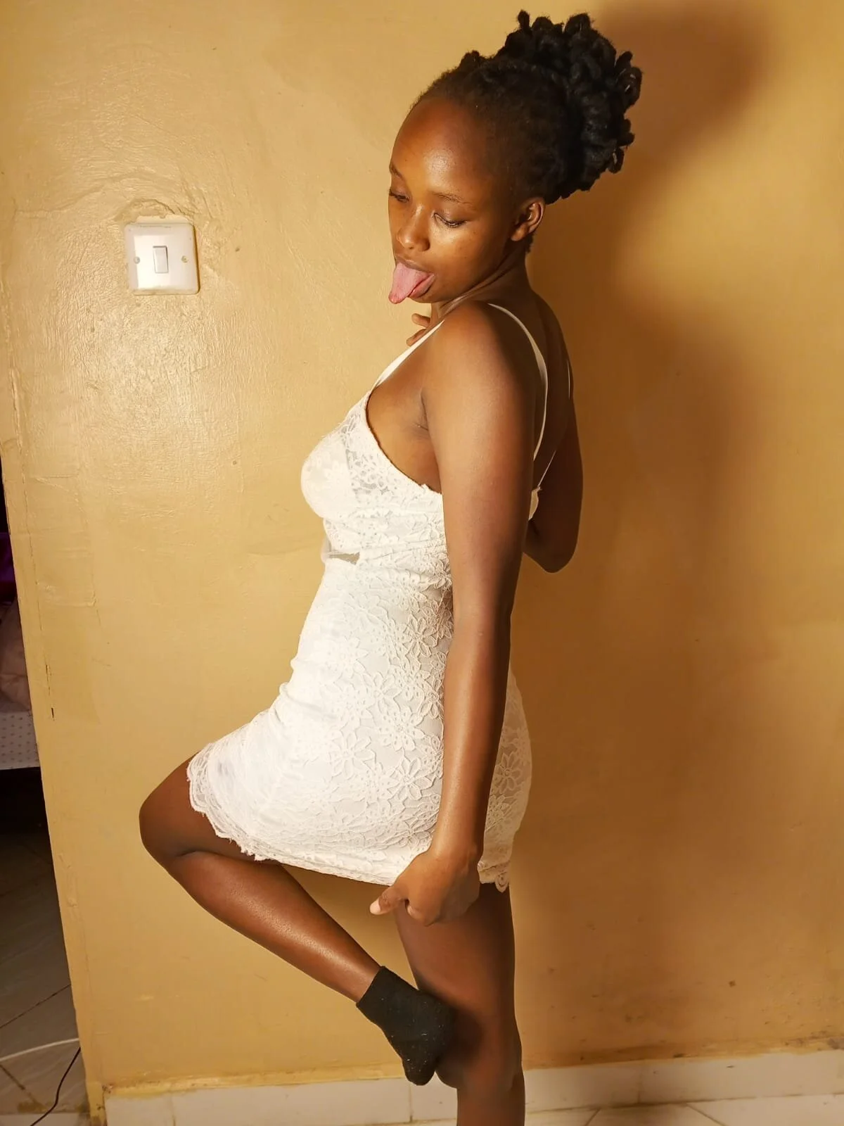 XXX Porn Photo of Nude Petitemissy 2