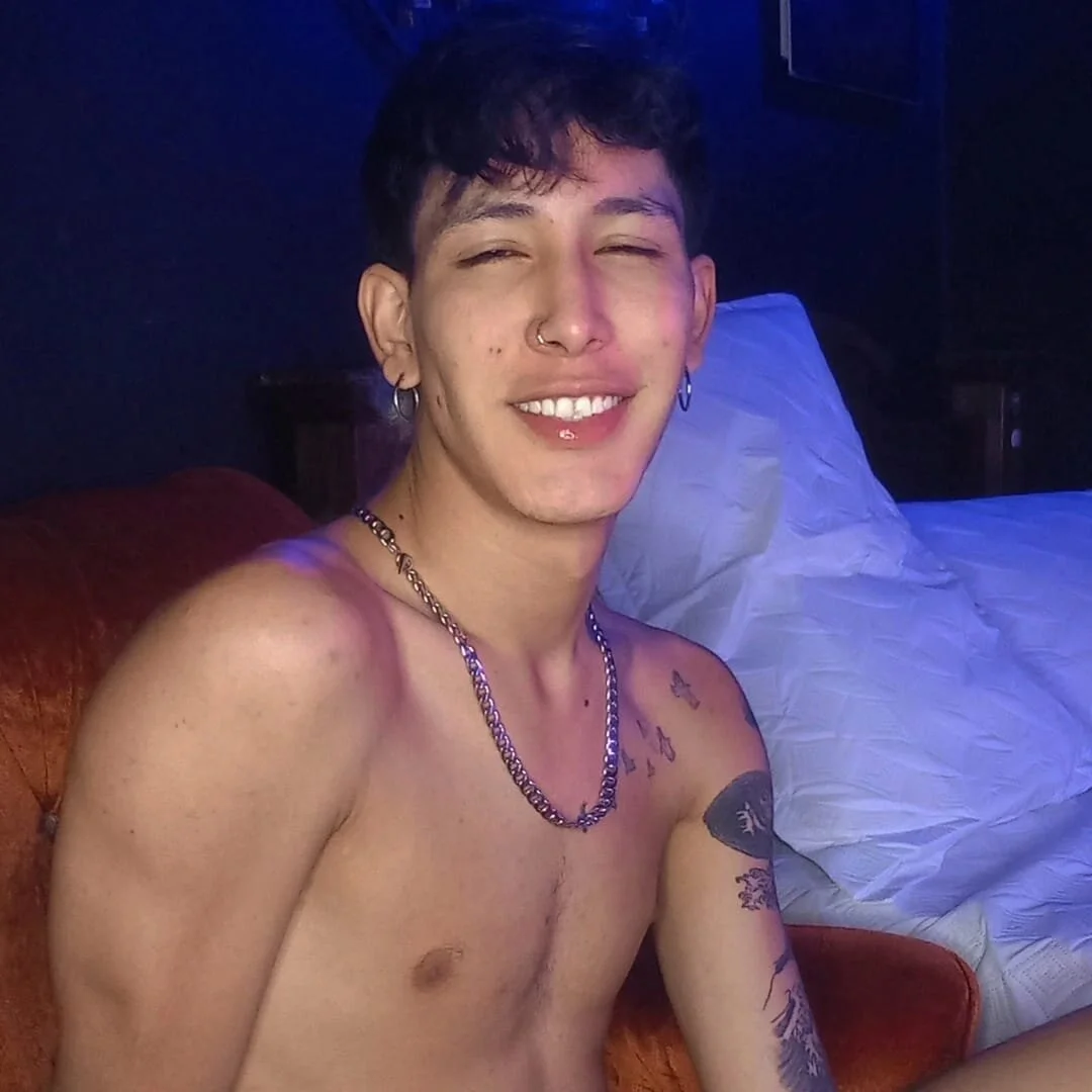 XXX Porn Photo of Nude Godly_huan 4