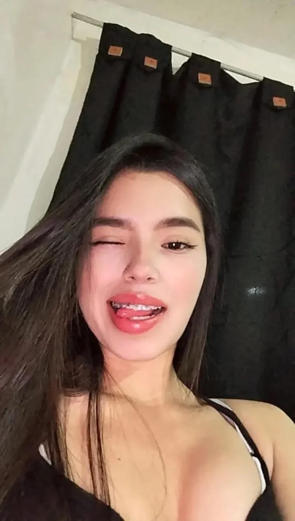 XXX Porn Photo of Nude LunaMoore_Pink 4