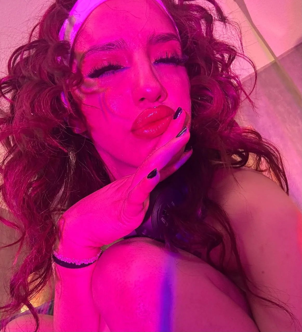 XXX Porn Photo of Nude elodie_rouge 18