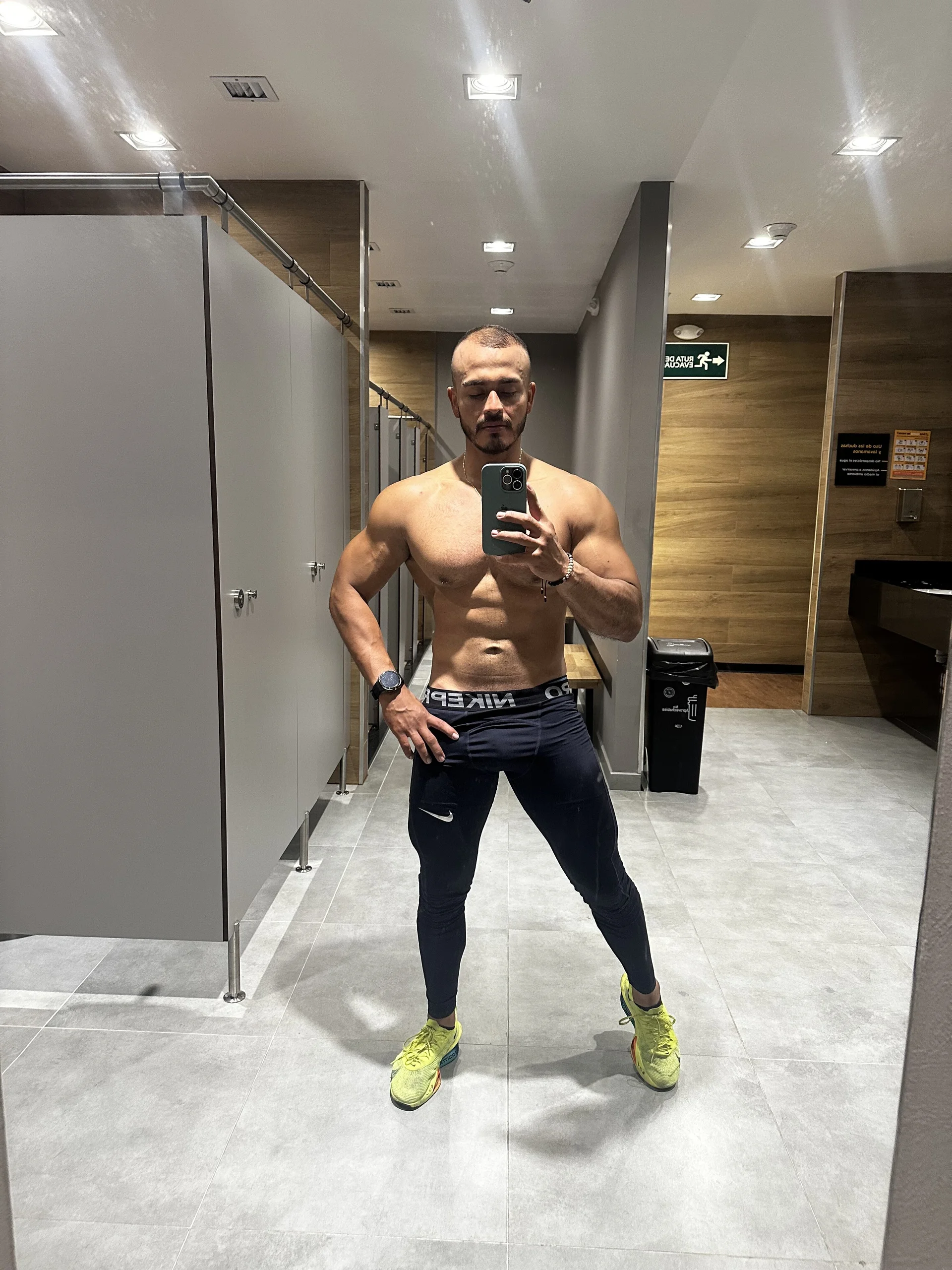 XXX Porn Photo of Nude magnusclark 80