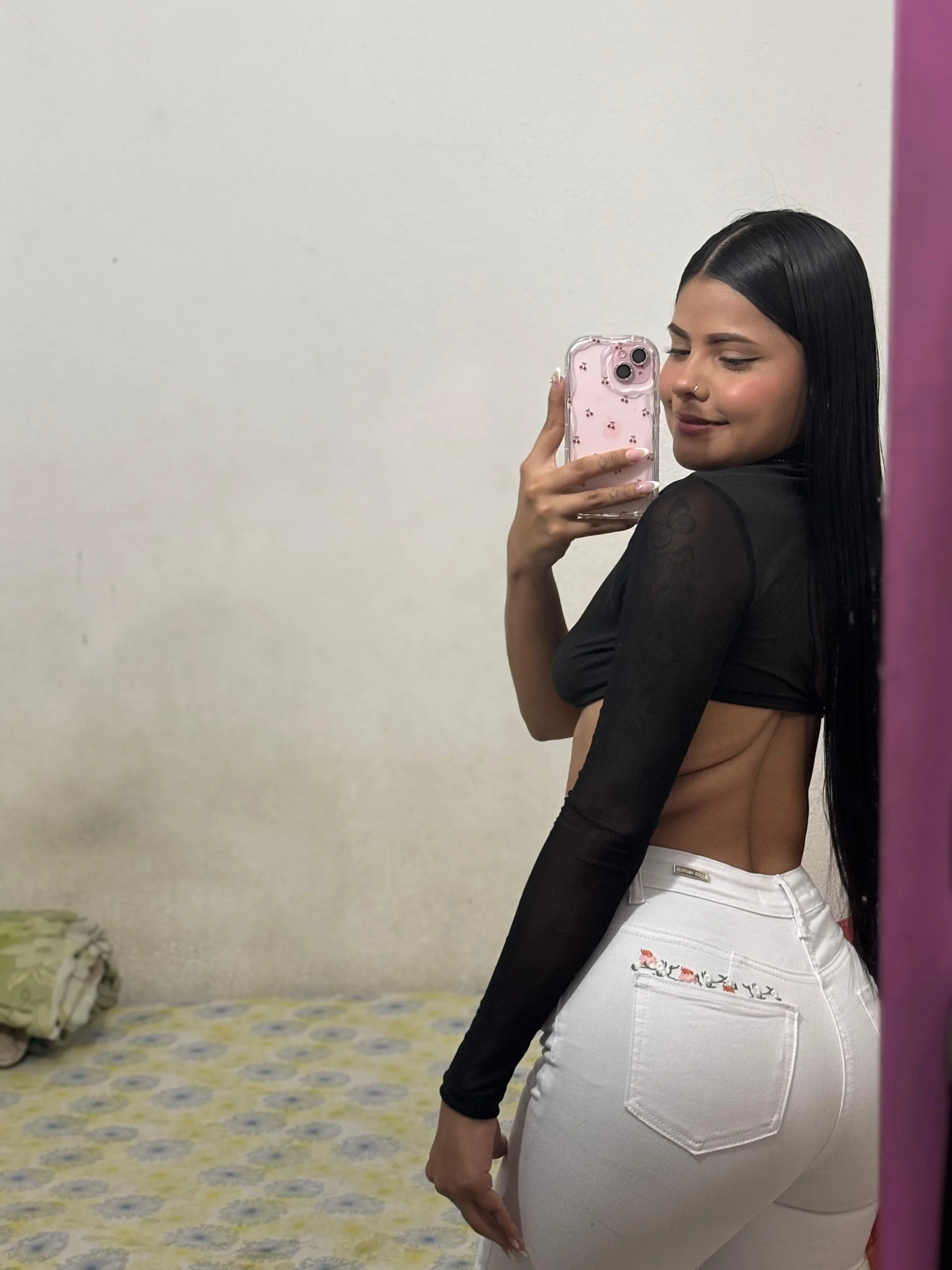 XXX Porn Photo of Nude molly_lovee_ 1