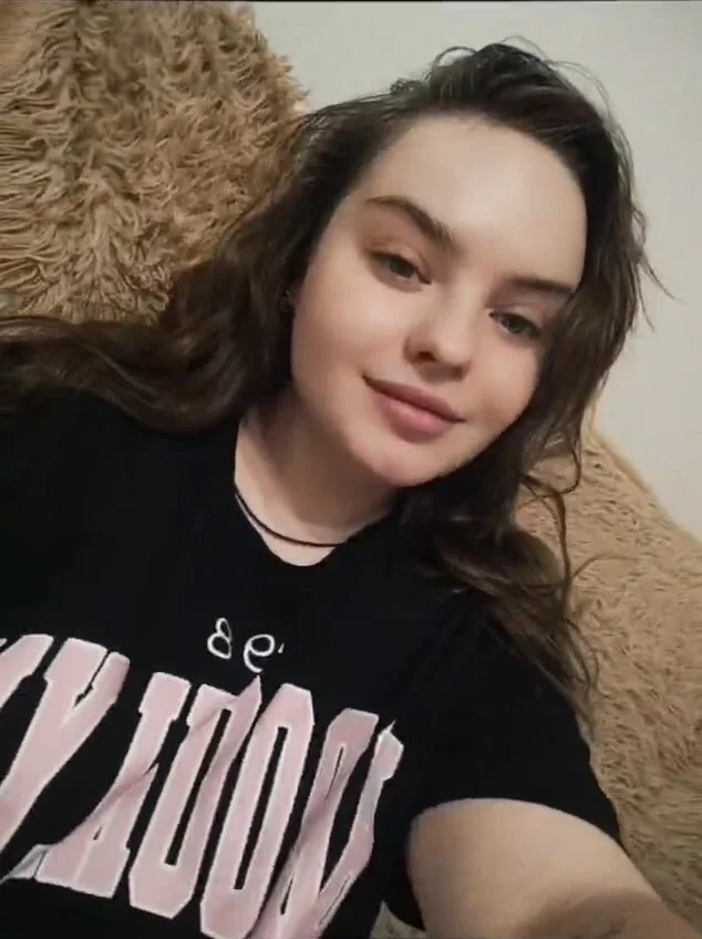 XXX Porn Photo of Nude Aura_Sin 5