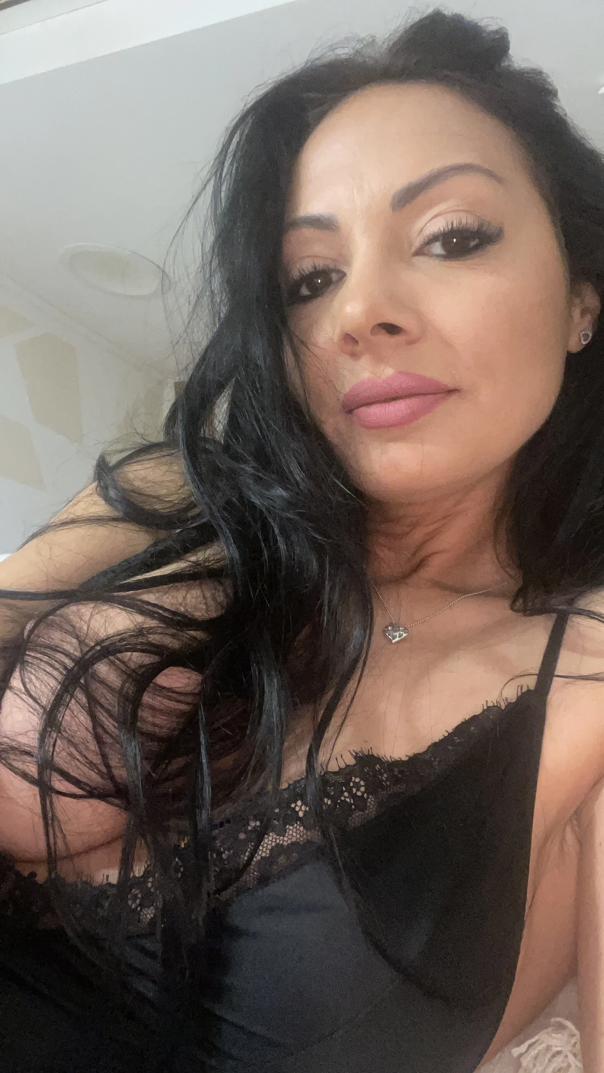 XXX Porn Photo of Nude Bootyfulana 4