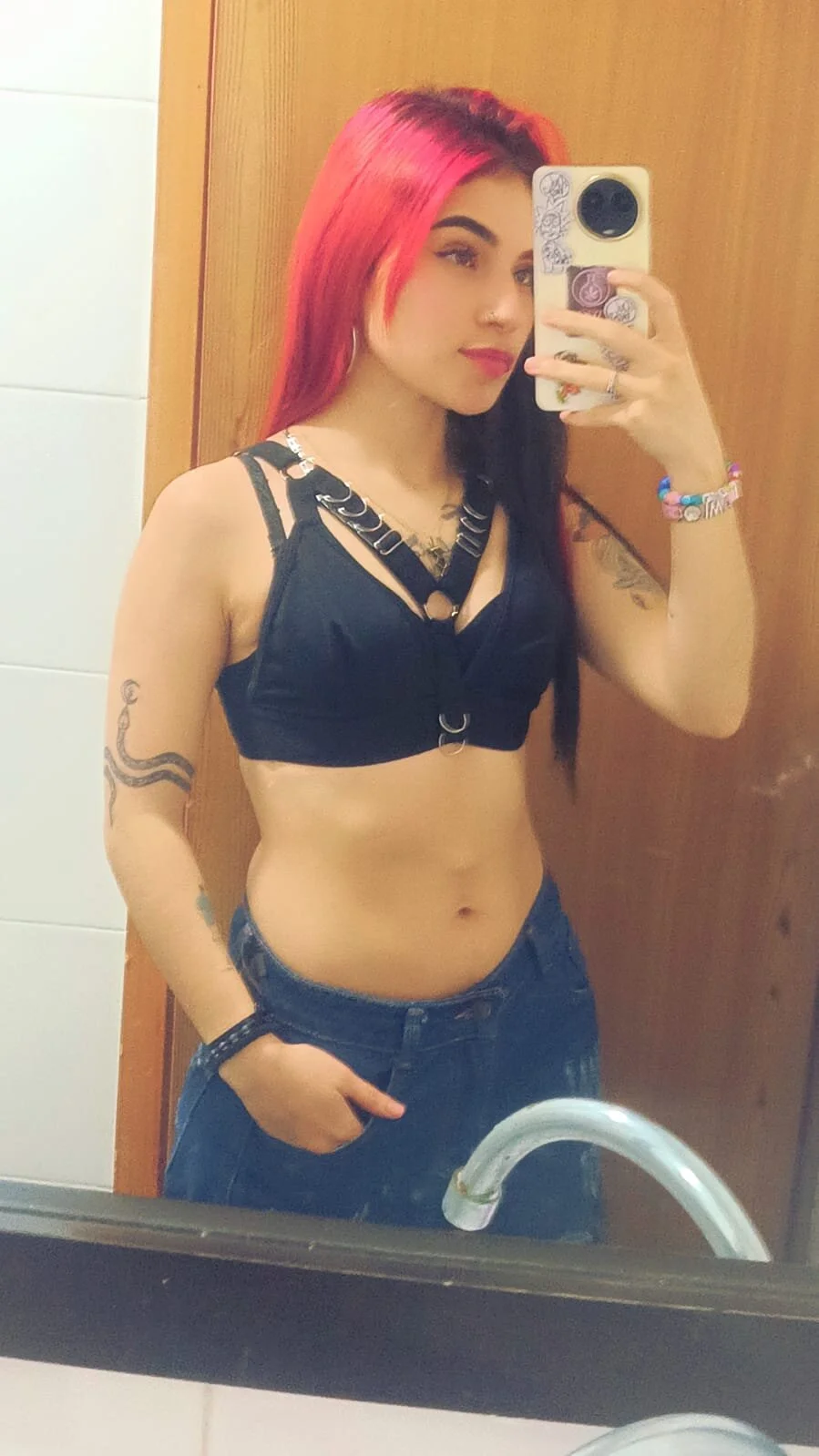 XXX Porn Photo of Nude Moon_Red_r 3