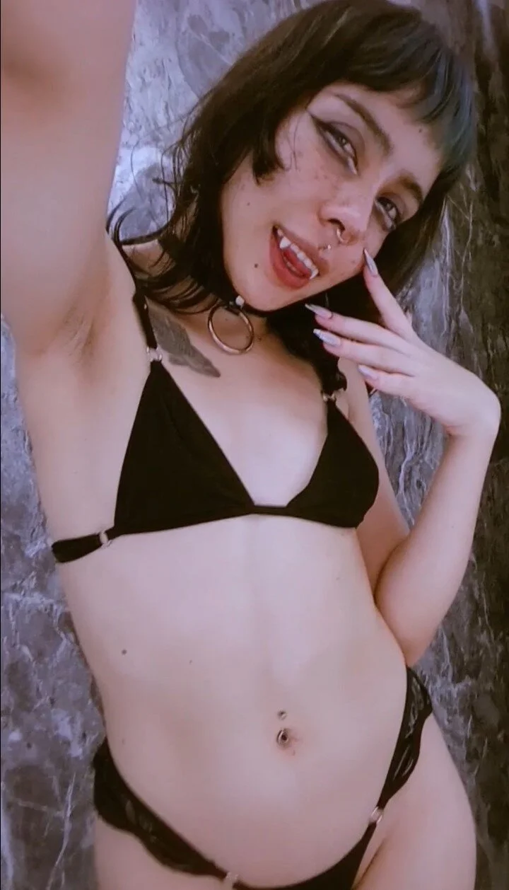 XXX Porn Photo of Nude dark__nymph 10
