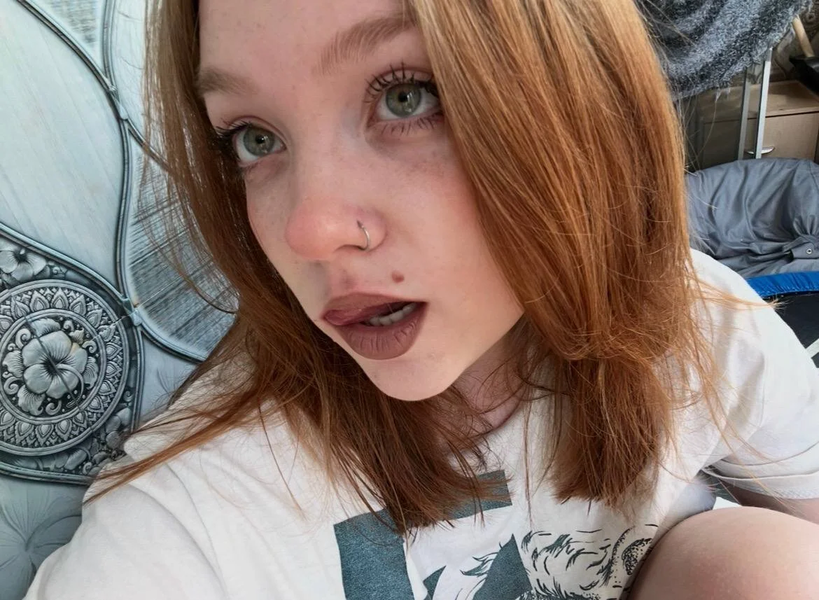 XXX Porn Photo of Nude Margo_Ring 5