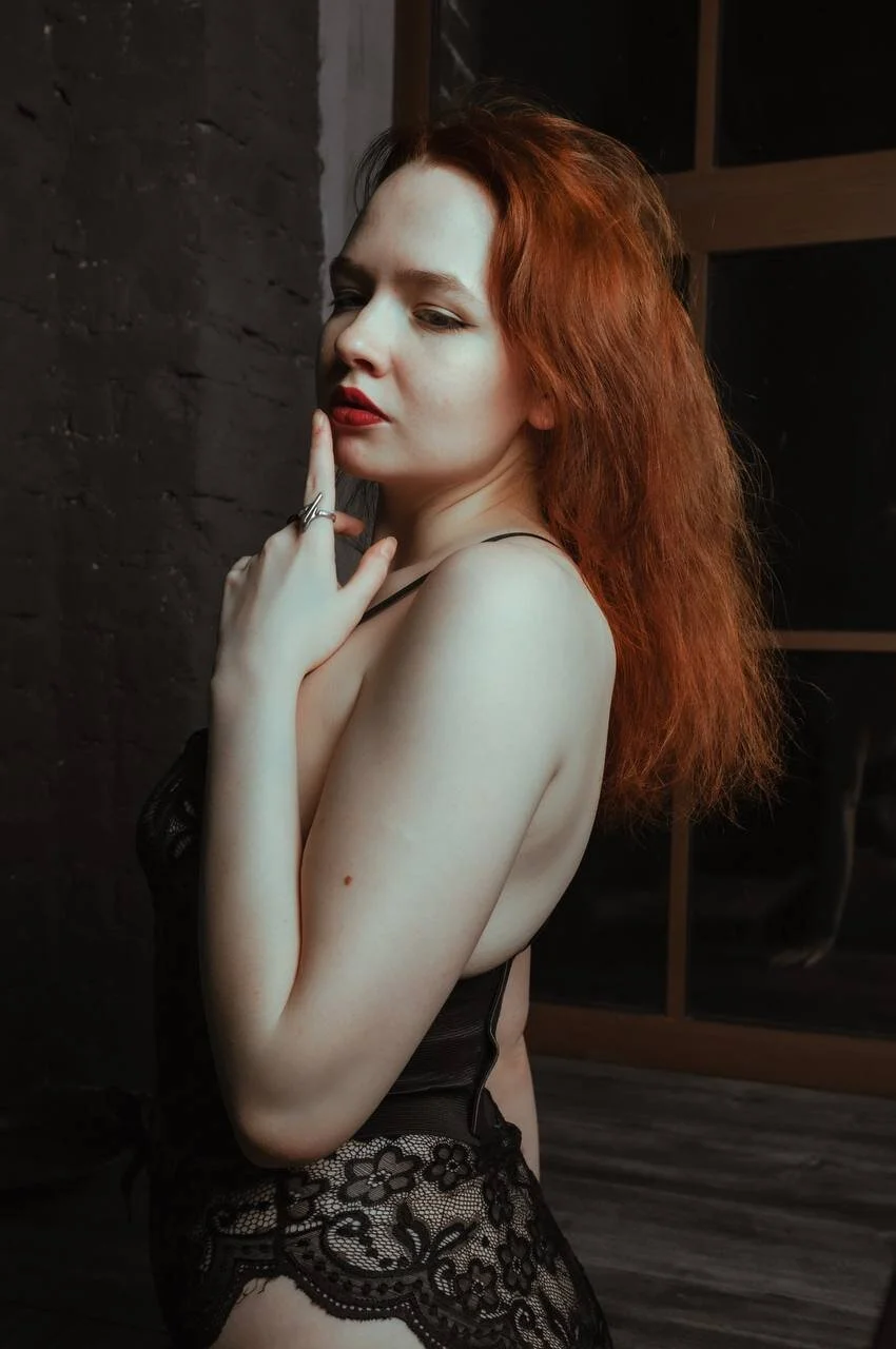 XXX Porn Photo of Nude Rabbits_hole 4