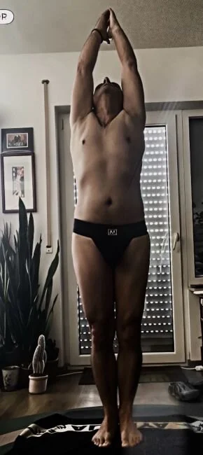 XXX Porn Photo of Nude Yogirebell 9