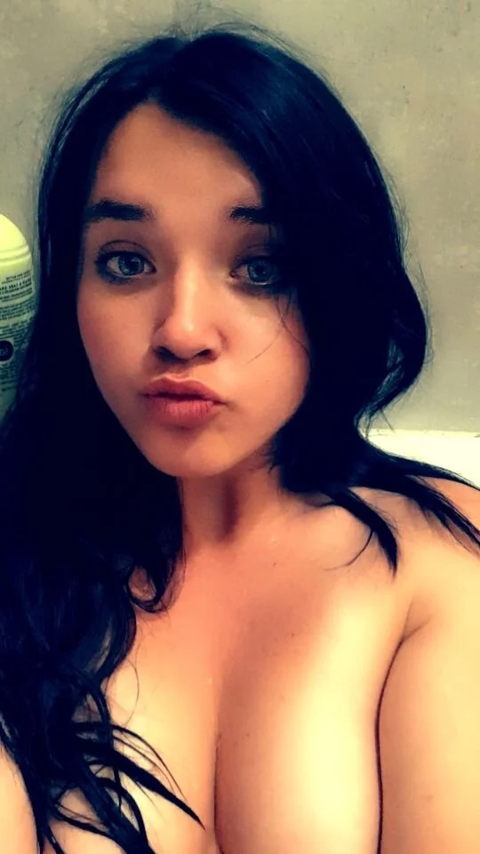 XXX Porn Photo of Nude Miss_Naughty_or_nice 6