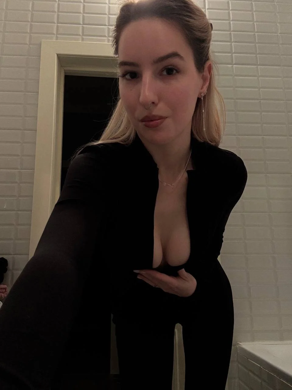 XXX Porn Photo of Nude Fire_moth 100