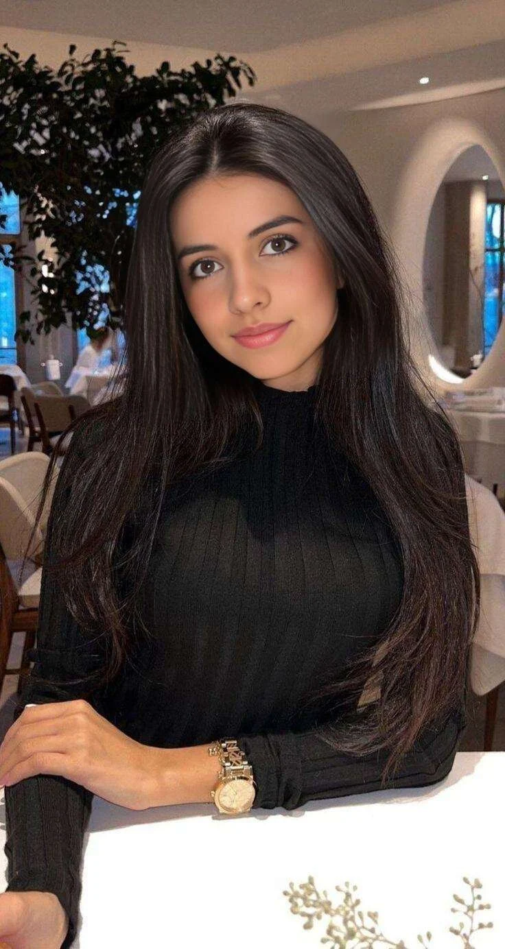 XXX Porn Photo of Nude Maggie_Fox3 140