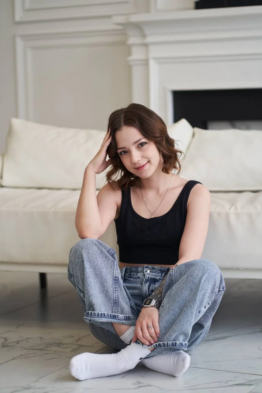 XXX Porn Photo of Nude PamBeesly 11