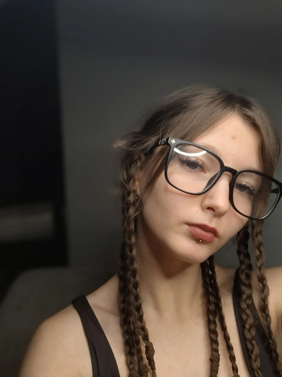 XXX Porn Photo of Nude DongMolt 341