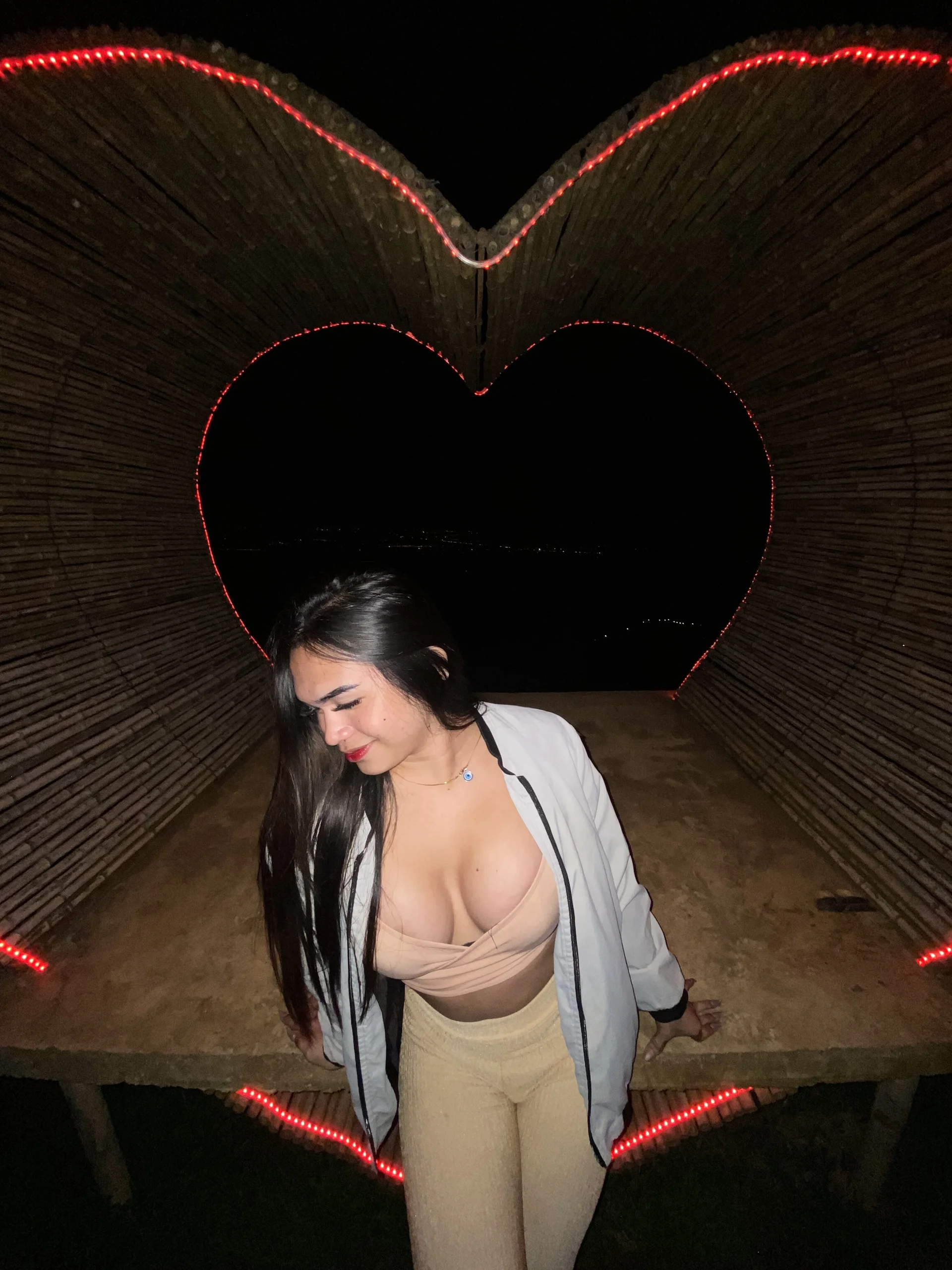XXX Porn Photo of Nude urlovelysandra 3